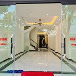 Bán nhà 5 tầng kđt văn phú trục chính kinh doanh đỉnh nóc kịch trần.dt 77m,thiết kế 5tầng thang máy