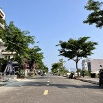 Bán Nhanh Lô Đất Biệt Thự 250M2 Tuyệt Đẹp Mặt Tiền Chế Viết Tấn