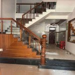 Gấp Bán 03 Tầng Mới Đẹp Đường 5M5 Lề 3M Trung Tâm Sơn Trà Giá Chỉ 9,5 Tỷ