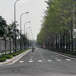 Bán biệt thự khu k ciputra dt 180m2 x 3,5 tầng vị trí siêu đẹp giá tốt nhất khu k. lh 0966977385