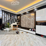 Nhà 2 mặt ngõ - 5 tầng - 45m - kim mã - chỉ 9 tỷ, tặng full nội thất