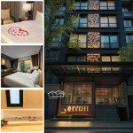 Bán gấp khách sạn 3 sao phố trần thái tông, thu nhập 200 triệu/tháng có sẵn hợp đồng thuê