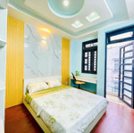 Nhà mặt tiền trệt 2lầu đúc, sân thượng. giá:5,99tỷ. đường số 9 p.16 gv.