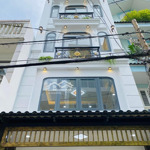 Đi Nước Ngoài Định Cư Bán Gấp Nhà Ở Đường Phú Mỹ, Phường 22, Quận Bình Thạnh, Giá Bán 2 Tỷ 550 Triệu.