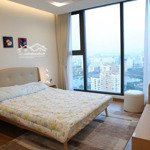 Bán cặp 2 căn cạnh nhau ở m2 metropolis liễu giai, hướng đb, lý tưởng đập thông, 179,5m2, sổ đỏ cc