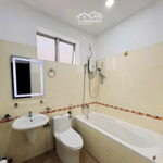 Bán căn hộ him lam nam khánh - dương quang đông, p5, q8. dt 98 m2, 2pn, 2wc ngay tttm central