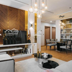 Bán căn hộ tòa nhà 71 nguyễn chí thanh, 95 m2, có 2 pn, nội thất đẹp, view hồ, giá 7,2 tỷ