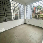 Bán nhà riêng tại thạch bàn, giá ưu đãi 6,2 tỷ, 40m2, 4pn, 4wc