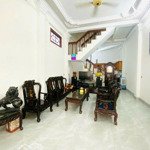 Bán nhà 3 tầng xe ô tô ngủ trong nhà giá chỉ hơn 4tỷ