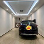 Nhà cầu giấy, xây mới 8 tầng, gara ô tô, kinh doanh, full nội thất. giá chốt bất ngờ