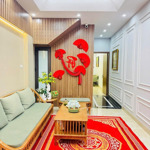 Bán nhà giá đầu tư, tân mai, hoàng văn thụ 43m2, full nội thất, thang máy, 5,5 tầng, 8 phòng ngủ