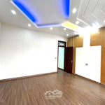 Bán nhà riêng tại lạc long quân, 13,5 tỷ, 112m2, view đẹp, hàng hiếm