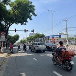 Bán nhà 2 tầng đường nguyễn hữu thọ - gần chợ nguyễn tri phương , gọi tuyết