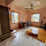 Hiếm tập thể giải phóng lô góc hai thoáng ánh sáng tự nhiên