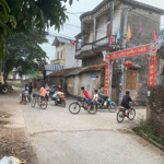 Thụy hương - chương mỹ - hà nội . - dt 44,7m- mặt tiền mặt hậu 4,02 , ô tô đỗ cửa