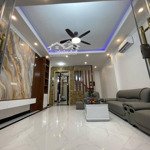 Chính chủ bán nhà phố mai dịch cầu giấy dt:35m mt:5m nhà 6 tầng thang máy xây mới full nội thất