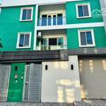 Chính chủ cần bán cặp nhà lô góc đường số 3 và số 4, kdc tân thành lập, phú mỹ, quận 7
