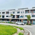 Mở bán quỹ căn shophoues cuối cùng, chỉ càn 2,5 tỷ đã sở hữu chiết khấu 5%, hỗ trợ 1 năm không lãi