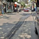 Chính chủ bán đất tặng nhà 1 tầng dt 63m2 x mt 6m phố hoa lâm, giá nhỉnh 15 tỷ. lh 0983650268