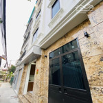 Bán nr hiếm, căn góc thông thoáng - ô tô đỗ cổng - phố thạch bàn, long biên dt: 37m2 6t giá 5,7 tỷ