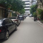Lạc long quân, 5 tầng, lô góc, ô tô dừng đỗ 24h, mặt tiền đẹp, giá 7,4 tỷ, miễn tg