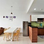 Bán căn 2pn view bắc full nội thất tầng trung gm3- golden mansion