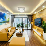 Gia đình tôi bán căn góc chung cư flc star tower, dt 100m2, full đồ, giá 5.78 tỷ:0936,071,228