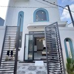 Cần bán gấp căn nhà đường đoàn nguyên tuấn ngang 5 dài 20, 3pn,1 trệt 1 lầu. bảo hành nhà 5 năm