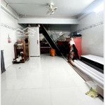 Tại quận 6 - lý chiêu hoàng, 121m2 - ngang 10 dài 13 - đang có dòng tiền cho thuê 10t