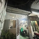 Hơn 1 tỷ có nhà hộ khẩu sài thành - 2 tầng -nguyễn văn quá- gần chợ cầu quang trung - tiện về gv