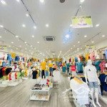 Hot - cho thuê nhà mặt phố phạm ngọc thạch, dt 100m2x4t, mt 5m. vị trí trung tâm kd cực sầm uất