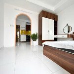 Căn hộ 1pn ban công - tách bếp, 50m2, ngay nguyễn trọng tuyển, full nội thất