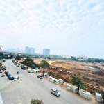 Cho thuê nguyên căn nhà 90m2 / mt 6m / 5 tầng sẵn thang máy mặt phố thuận an, view hồ gia lâm