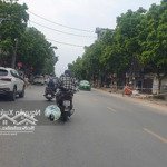 Bán Đất Tặng Nhà C4 Khu P/Lô Gv Trường C3 Yên Viên, Gia Lâm, Ngõ Ô Tô,Diện Tích40M,Mặt Tiền4.5M, Nhỉnh 3 Tỷ