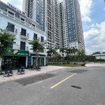 Nhận booking nhà phố 2 mặt tiền phố thương mại the infinity sát vincom dĩ an