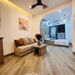 Tòa chung cư mini cầu giấy 60m2 - 6 tầng thang máy - ô tô cách nhà 5 mét - vừa ở vừa cho thuê 10 ph