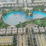 Cách góc đường 29m chừng 20m. sau dãy nhà mẫu daresco đức hòa. 140m2. sổ sẵn. công chứng ngay
