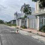 Chủ cần bán miếng đất nền tránh cần đước, dt 141m2 chỉ 465tr sổ hồng riêng mua bán trong ngày