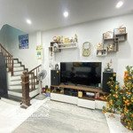 Bán nhà 56m2 phương canh ôtô đỗ cổng 10m ra mặt nhà đẹp mới koong khách mua về ở ngay giá 7,5 tỷ