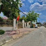 Nhà sân vườn siêu đẹp ngay kdc tân phong. dt: 7,5x50m - giá chỉ 17,5 tr/m2 - shr thổ cư