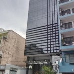 Tòa nhà hầm 6 tầng ( 900m2 sàn ) dt: 8,2m x 26m ( 210m2 đất ) ngay phan xích long , giá chỉ 35 tỷ