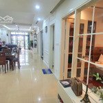 Chính chủ (xác thực) bán ch 3 ngủ hoa hậu, 125m2 tòa r2, royal city