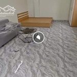 Cho thuê phòng studio đủ đồ, giá bán 3, 7 triệu, chỉ 5 phút đến đh công nghiệp, fpt, đông á, mỹ đình