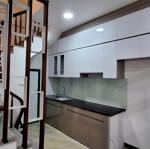 Bán gấp nhà lô góc-vip nhất phúc lợi-ô tô tránh-kinh doanh đỉnh - 30m²x5 tầng nhỉnh 4 tỷ