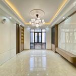Mrs tâm bán nhà 5 tầng thang máy đẹp tđc xi măng sở dầu, hồng bàng, hải phòng. 50m2- 5,9 t