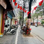 Mặt phố trung hoà cầu giấy, vị trí đắc địa, hiếm nhà bán 5 tầng thang máy kinh doanh. dt 136m2 giá chào 84.5 tỷ