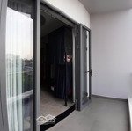 Cho thuê phòng phòng trống 18m², có bancol, máy lạnh, bếp, máy giặt