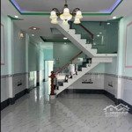 Nhà kế chợ bình chánh . 80m2 shr 900tr