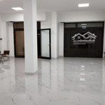 Cho thuê nhà phố tại vinhomes quận 9 giá 37 triệu/tháng 160m2