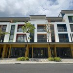 Chủ cần vốn giảm sâu bán gấp bán biệt thự myhomes capital 3,5 tầng dt 6,5x18 giá rẻ nhất dự án